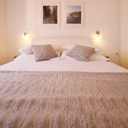 Apartment-gordana Vir