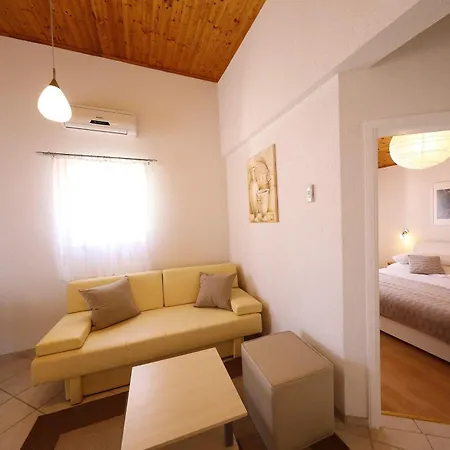 Apartment-gordana 公寓 维尔